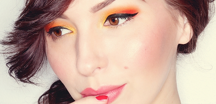 Trucco glamour a casa