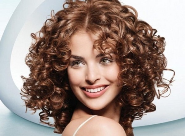 Chimica dei capelli con una foto