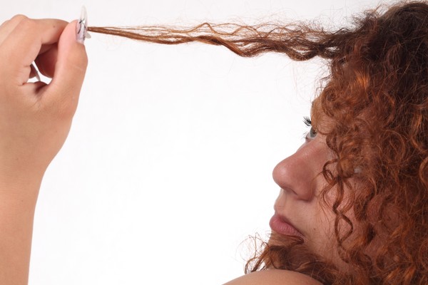 Chimica dei capelli con una foto