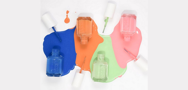Motivi indiani nella collezione di chiodi Essie Resort 2016
