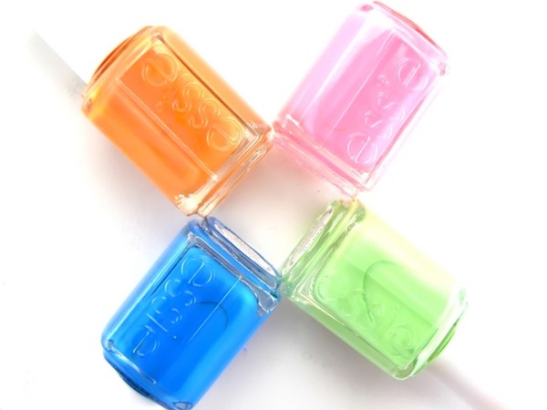 Motivi indiani nella collezione di chiodi Essie Resort 2016