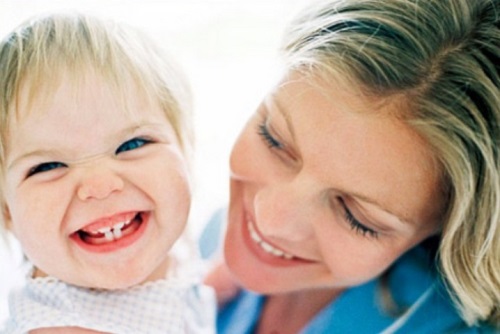 Come affrontare macchie bianche sui denti