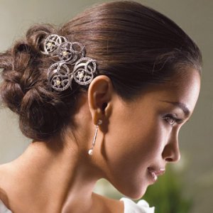 Quanto bello per pungere i capelli? Quanto bello per pungere i capelli?