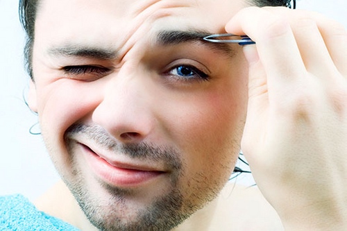 Come tagliare le sopracciglia