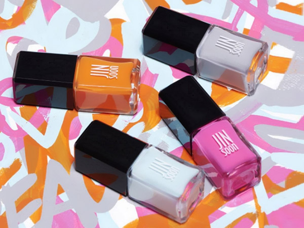 Manicure estiva: progetti creativi di Instagram