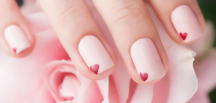 L'amore è ...: idee di una bella manicure per il giorno di San Valentino