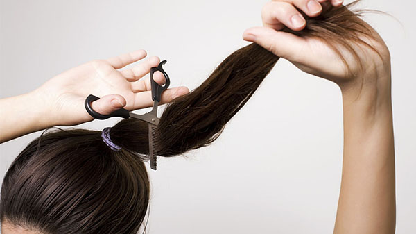 Calendario lunare di tagli di capelli per agosto 2017