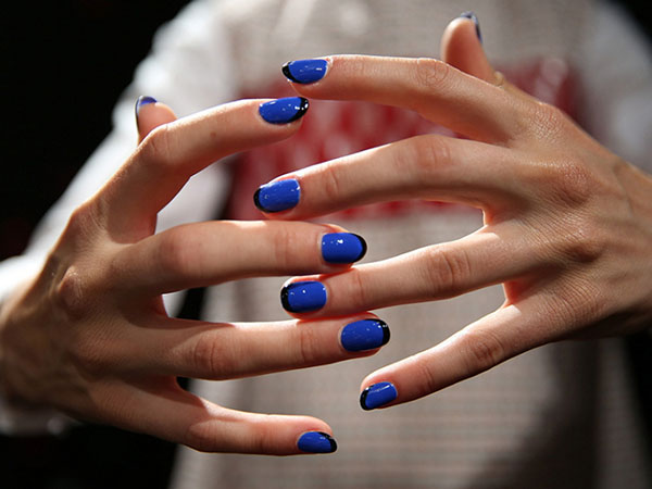 Manicure haute couture Idee del chiodo TOP-3 dai progettisti