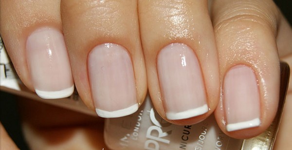 Che manicure fare a scuola il 1 ° settembre, una foto. Idee manicure per Knowledge Day per studenti di 9 e 11 gradi