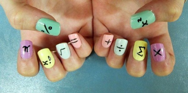 Che manicure fare a scuola il 1 ° settembre, una foto. Idee manicure per Knowledge Day per studenti di 9 e 11 gradi