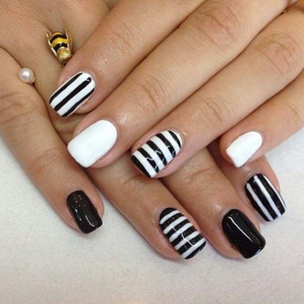 Duo alla moda: manicure a due colori come tendenza dell'inverno 2016-2017