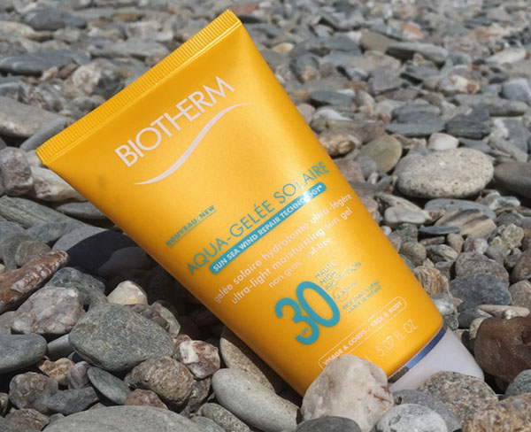 Linea spiaggia Biotherm Aqua-Gelée Solaire per pelle vellutata