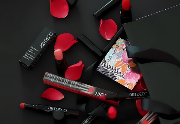 Trucco festivo con collezione decorativa Artdeco Hypnotic Blossom