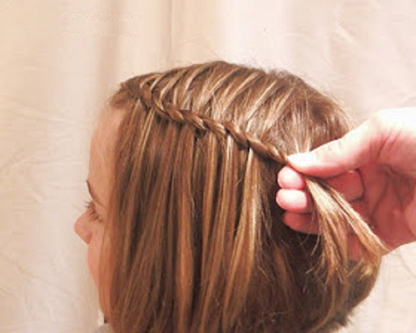 Acconciature per ragazze con le proprie mani per il Gallo di Capodanno 2017 - idee per capelli corti, medi e lunghi, foto e video passo-passo