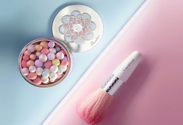 Brillante lusso: collezione decorativa Guerlain Meteorites Happy Glow 2017