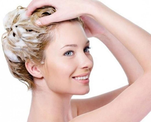 Shampoo per il cuoio capelluto: cos'altro dovrei prendere in cura?