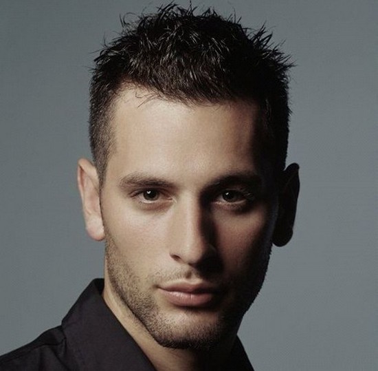 Tagli di capelli da uomo alla moda