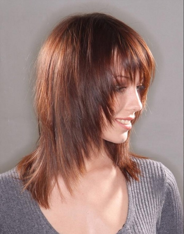 Tagli di capelli per una faccia rotonda con una foto Tagli di capelli per una faccia rotonda con una foto