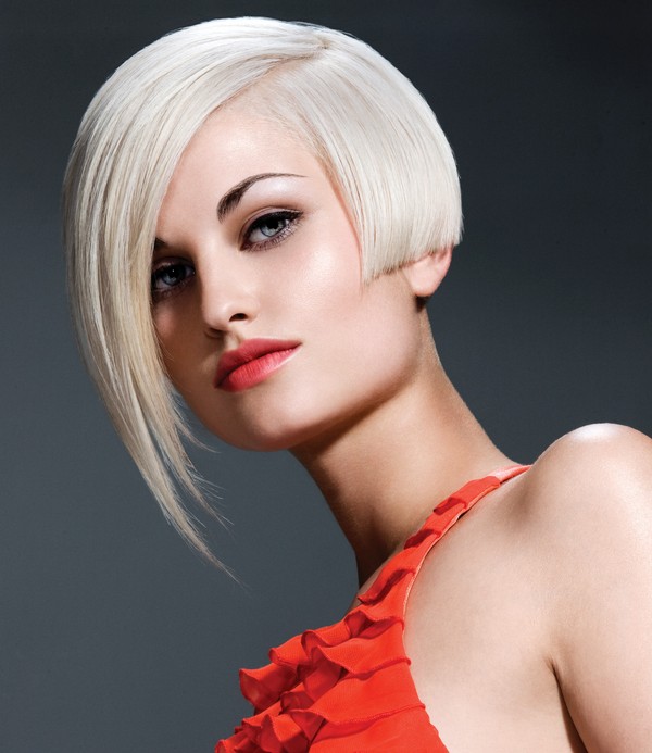 Acconciature alla moda e acconciature per capelli medi nel 2016