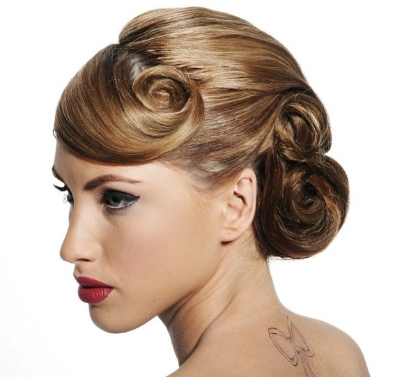 Acconciature alla moda e acconciature per capelli medi nel 2016