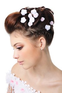 Acconciature matrimonio con fiori Acconciature matrimonio con fiori