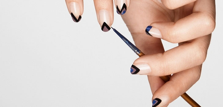 Geometria triangolare - manicure trend-2016