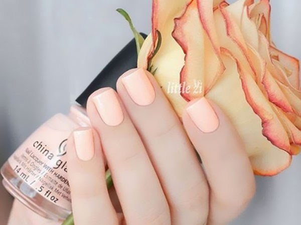 Manicure in primavera: tendenze alla moda dalla Cina Glaze
