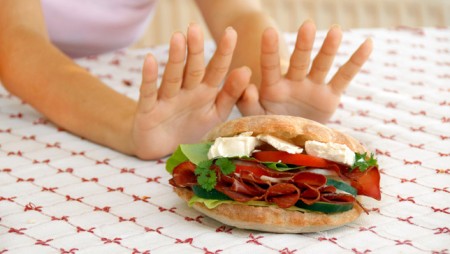 Trattamento di ulcere gastriche con rimedi popolari