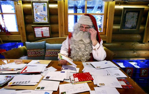 Lettere originali a Babbo Natale da bambini e adulti