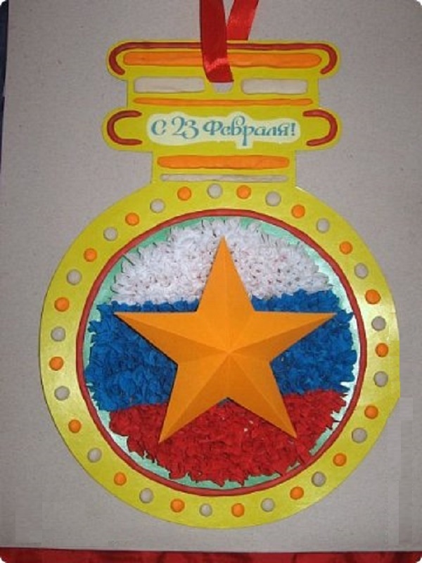 Applique il 23 febbraio, mani proprie