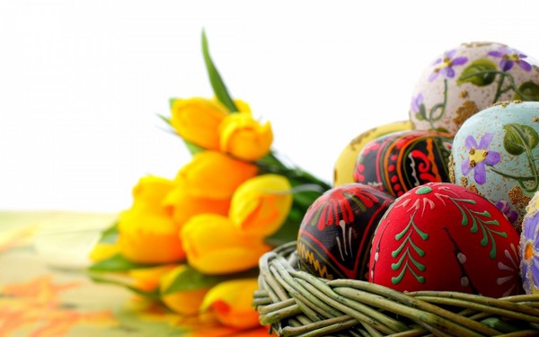 Che cosa è fatto in Pasqua, le tradizioni. Cosa fanno prima e dopo la Pasqua, le abitudini