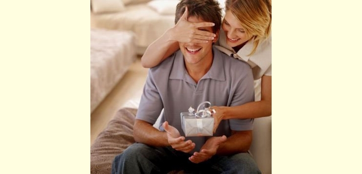 Che cosa presentare al tuo amato il 23 febbraio