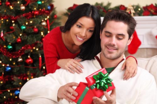 Che cosa dare a un ragazzo alla Capodanno di Capodanno 2015?