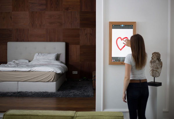 Assistente domestico: mirror-tablet Dirror
