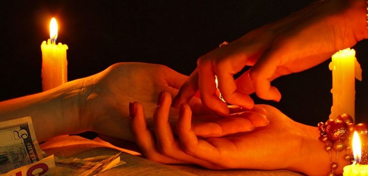 Divinazione a Natale a casa dal 6 al 7 gennaio 2017 - il carisma dell'amore e della promessa sposa, il futuro, i soldi
