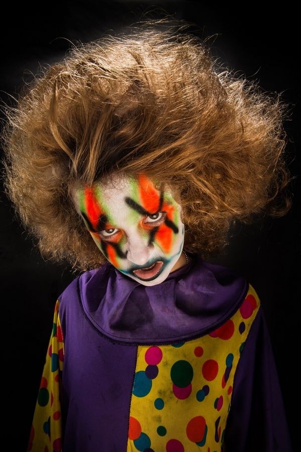 Halloween a scuola: come festeggiare, idee per la sceneggiatura, concorsi, video. Vestito per Halloween per la scuola con le tue mani, foto