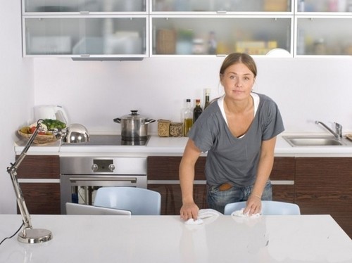 Come sbarazzarsi del disordine in cucina una volta per tutte: 5 passi per la pulizia e il comfort