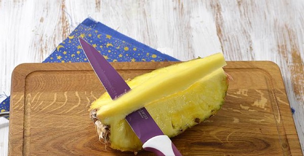 Come tagliare un ananas correttamente e splendidamente