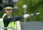 Come comunicare con l'agente di polizia stradale?