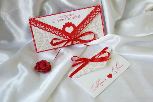 Come donare soldi per un matrimonio in una busta
