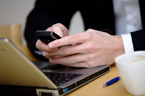 chi possiede un telefono cellulare