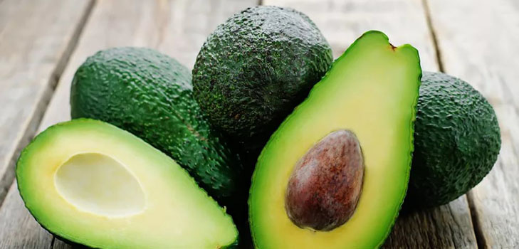 Come mangiare correttamente l'avocado