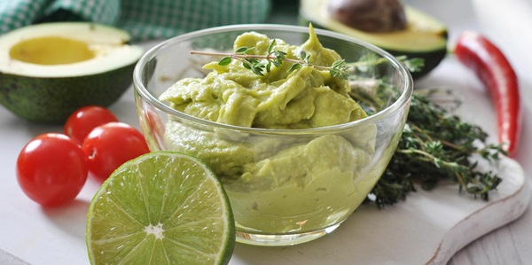 Come mangiare correttamente l'avocado