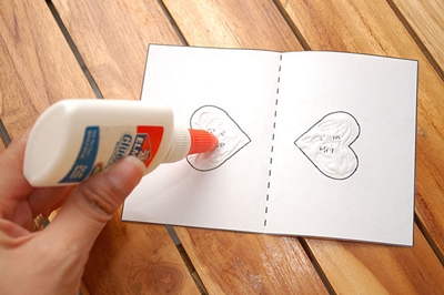 Come fare una carta per San Valentino con le tue mani