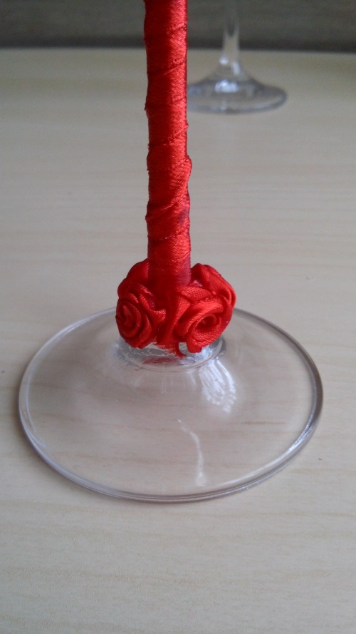 Decorazione di bicchieri di nozze