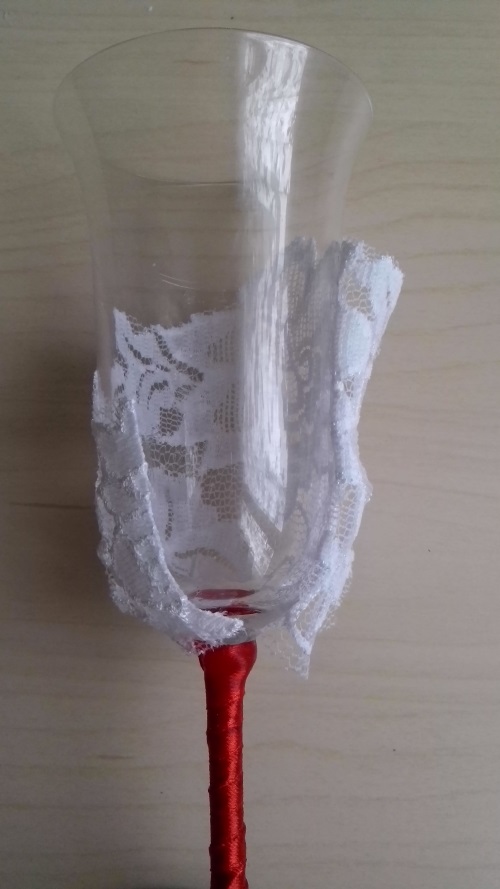 Decorazione di bicchieri di nozze