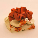 Come confezionare un regalo? Tecnica furoshiki giapponese