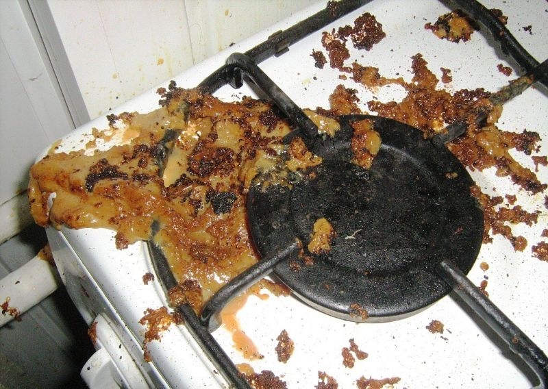 Come cucinare il latte condensato in una lattina?
