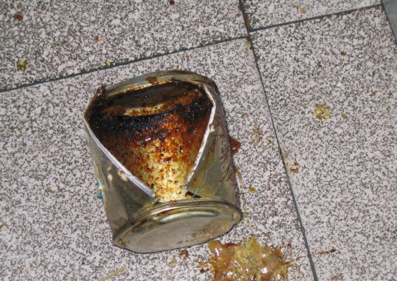 Come cucinare il latte condensato in una lattina?