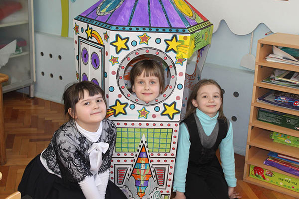 Ora di lezione per il Cosmonautics Day